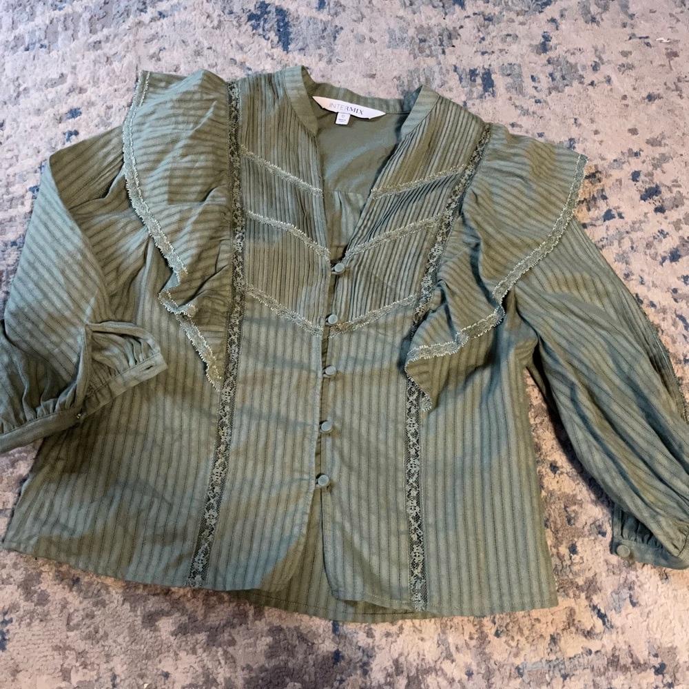 NWOT Intermix Green “Eloise” Ruffled Button Down Blouse - Size 0 Pastel Green - Picture 2 of 5